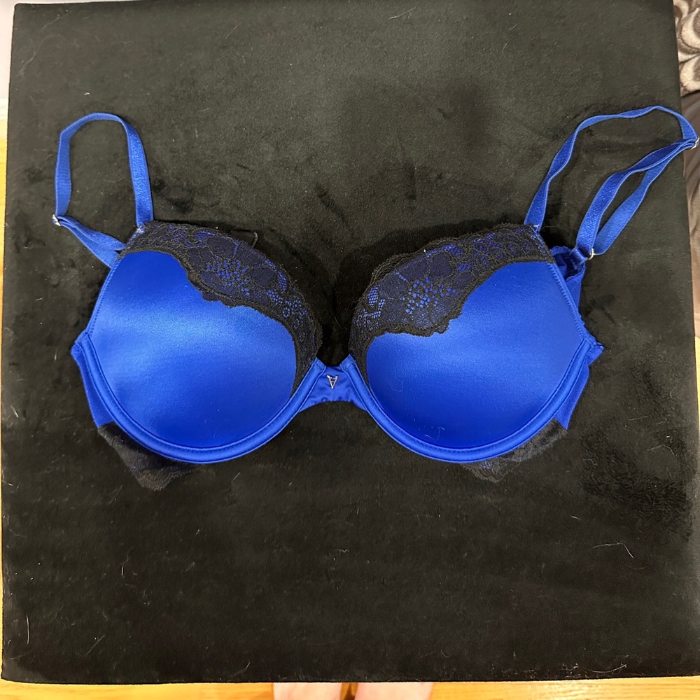 Victorias Secret very sexy blue with lace